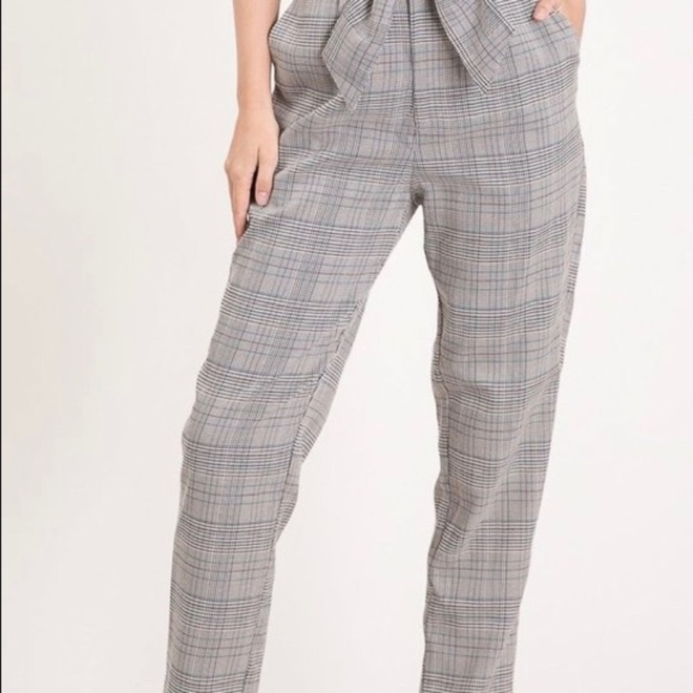 FRONT TIE BLACK & WHITE PLAID w/STRETCH - Picture 7 of 13